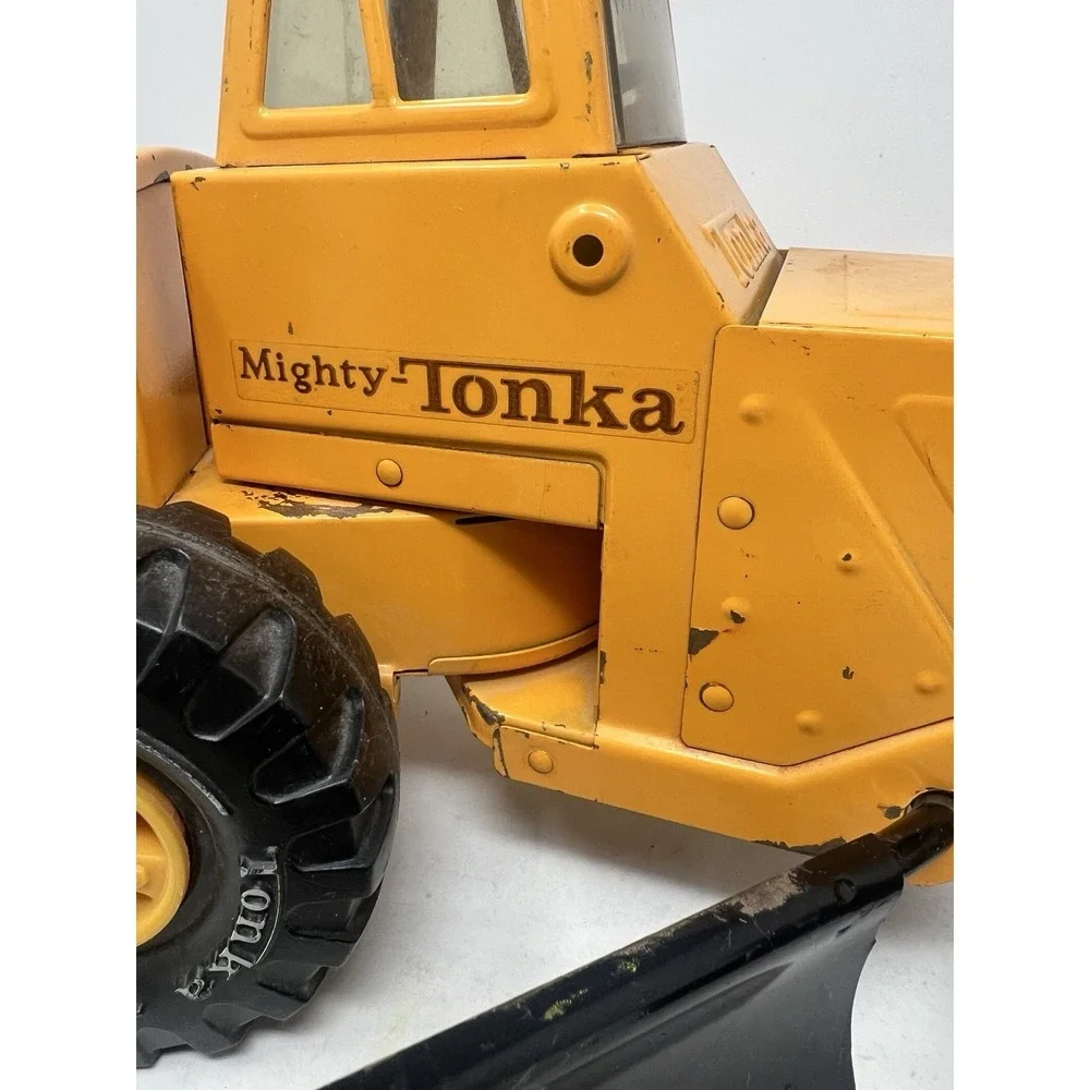 Vintage 1970s‎ Pressed Steel Mighty Tonka Road Grader #3945 XMB 975 Works Well